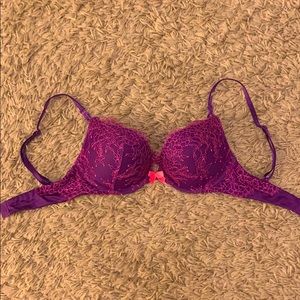 Victoria’s Secret Bomshell Bra